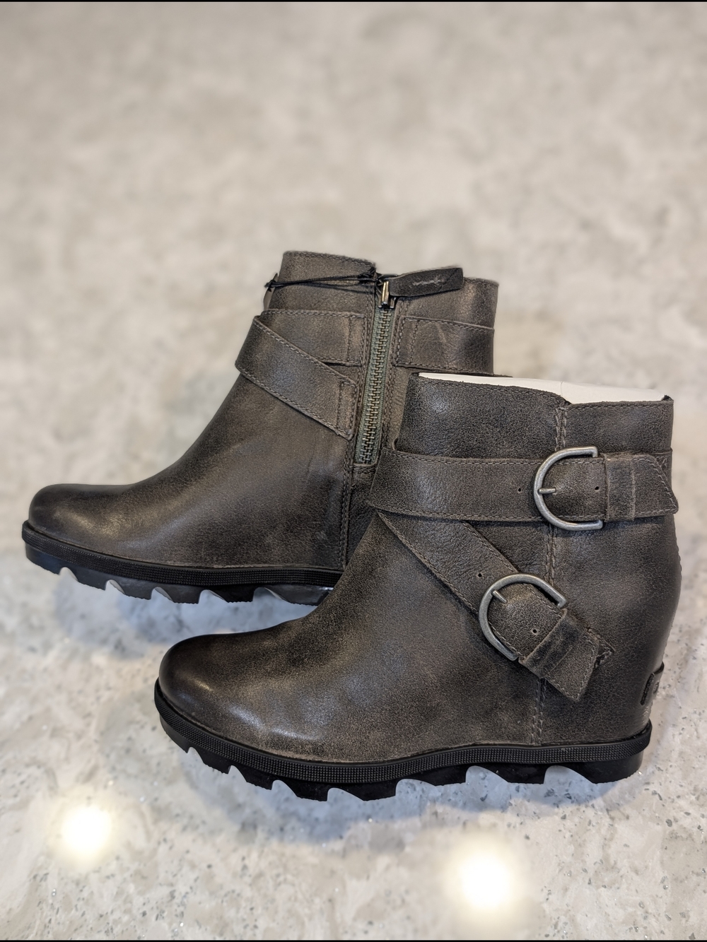 Sorel Joan Of Arctic Wedge II Buckle Leather Boots Sz 8 - NIB - Mint!